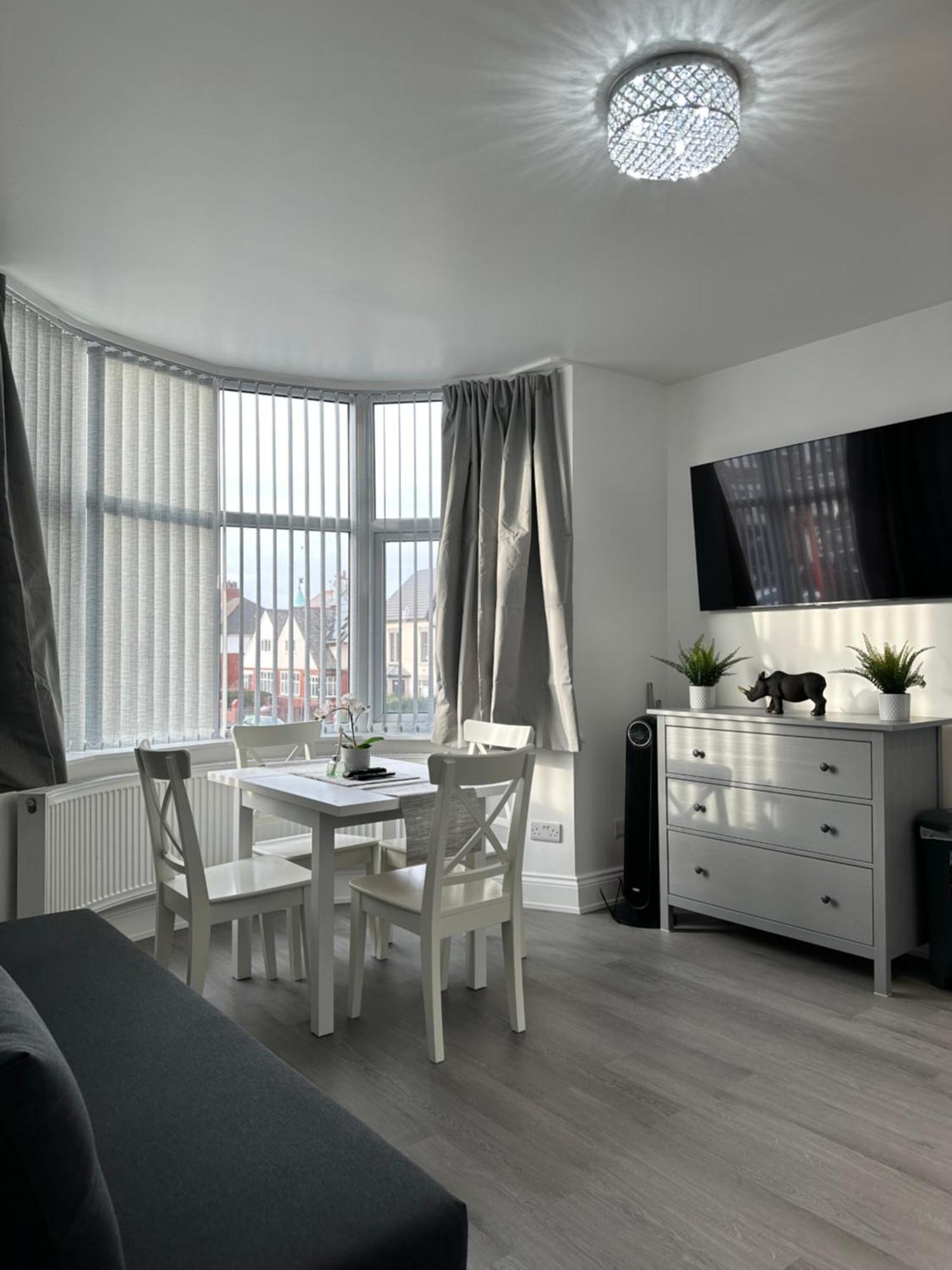 Granada Apartments Holmfield Rd Blackpool Exterior foto